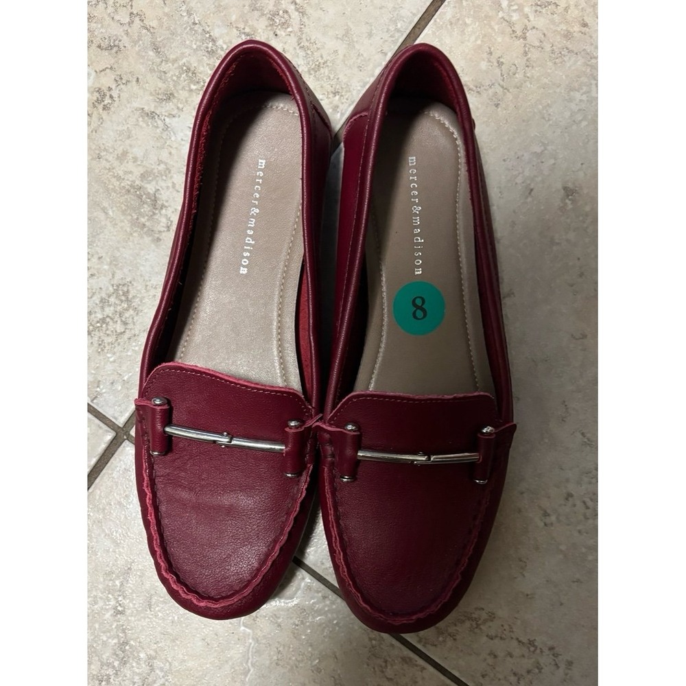 Mercer‎ and Madison red leather loafers size 8